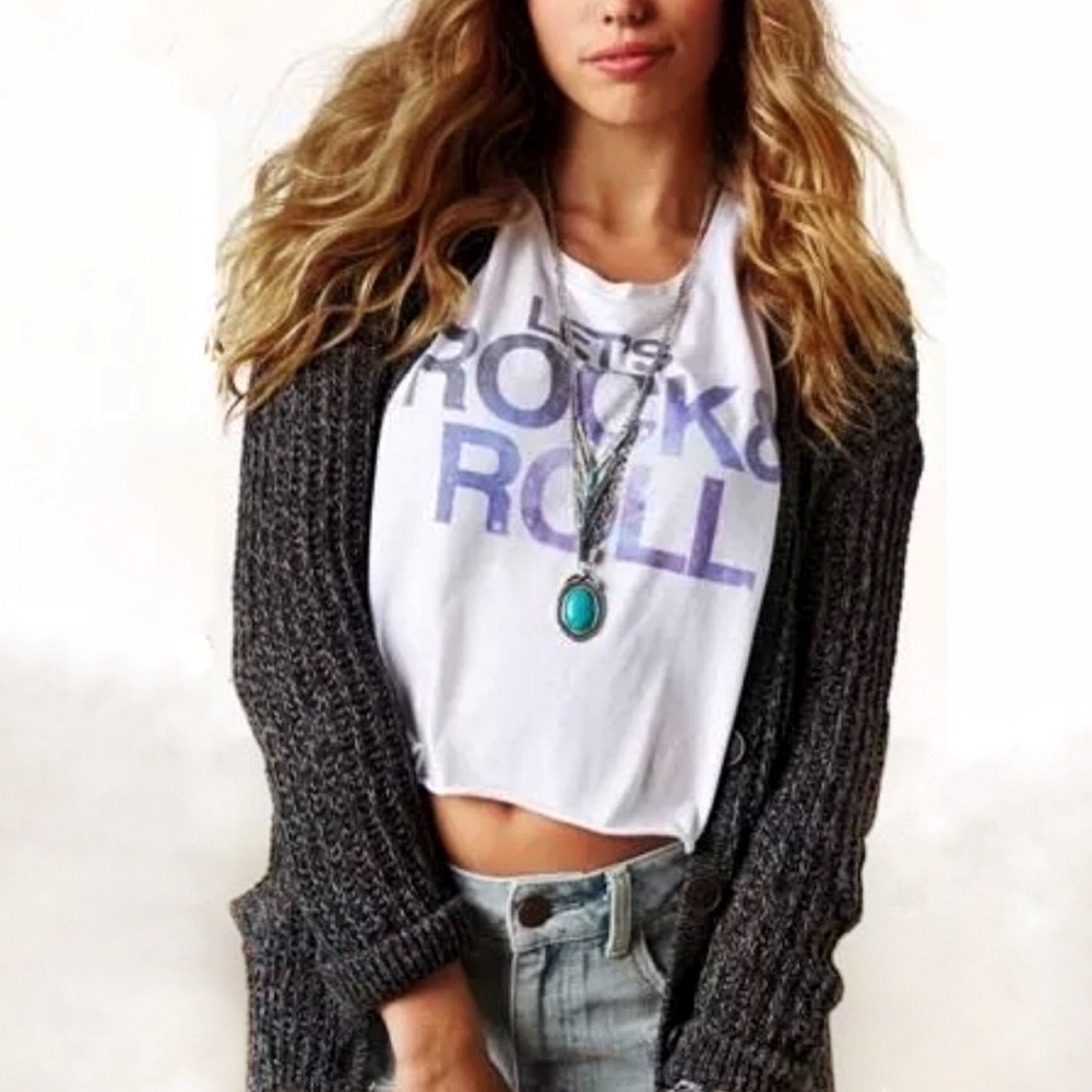 AEO Rock & Roll Graphic Crop Top • Large